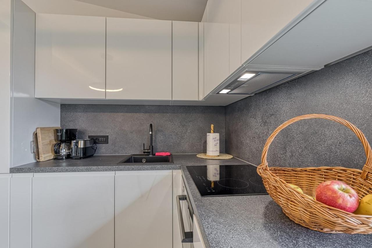 Kostabela - Sea View Apartman Fiume Kültér fotó