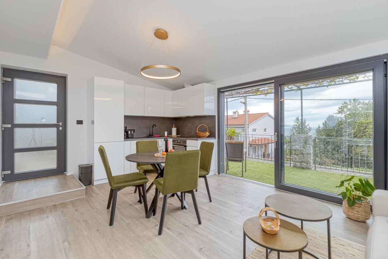 Kostabela - Sea View Apartman Fiume Kültér fotó