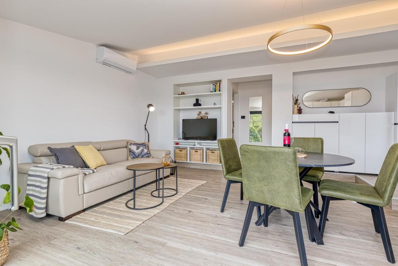 Kostabela - Sea View Apartman Fiume Kültér fotó