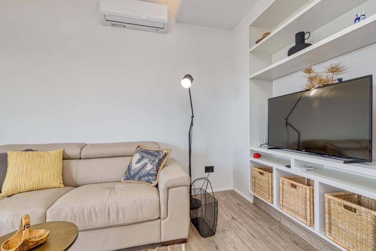 Kostabela - Sea View Apartman Fiume Kültér fotó